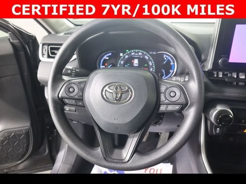Used 2025 Toyota RAV4 XLE image 21