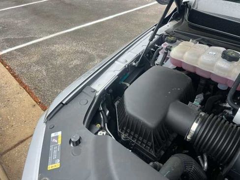 Used 2025 RAM 1500 Laramie w/ Sport Appearance Package image 14