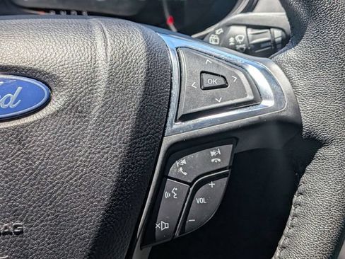 Used 2022 Ford Edge SEL w/ Sport Appearance Package AWD/4WD image 21