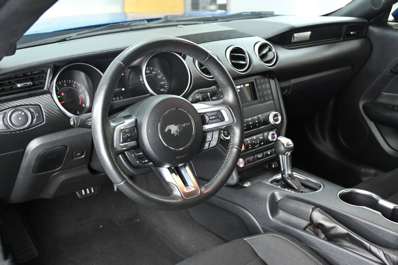 Used 2021 Ford Mustang Coupe RWD image 17