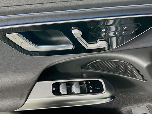 New 2026 Mercedes-Benz E 350 4MATIC Sedan image 19