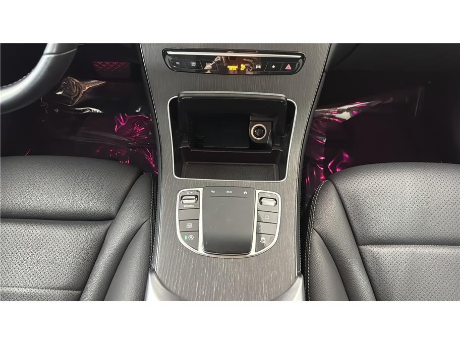 Used 2020 Mercedes-Benz GLC 300 image 26