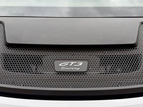 Certified 2025 Porsche 911 GT3 image 25