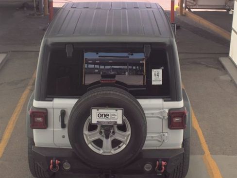 Used 2018 Jeep Wrangler Unlimited Sport S AWD/4WD image 7