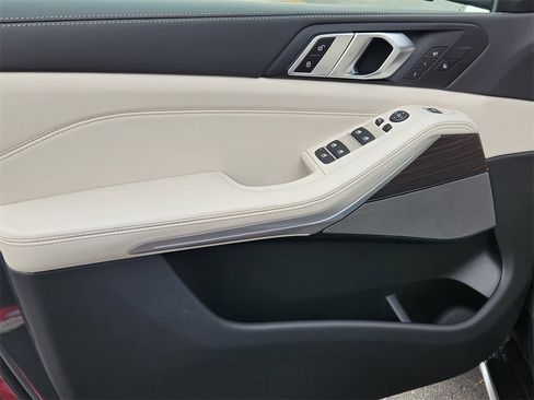 New 2026 BMW X5 xDrive40i image 8