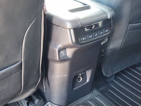 Used 2025 Toyota Grand Highlander AWD image 34