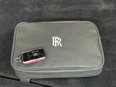 Used 2024 Rolls-Royce Cullinan AWD/4WD image 48