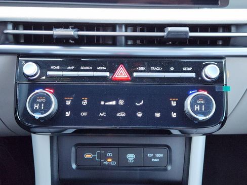 New 2026 Hyundai Tucson Limited w/ Tow & Go Package FWD image 15