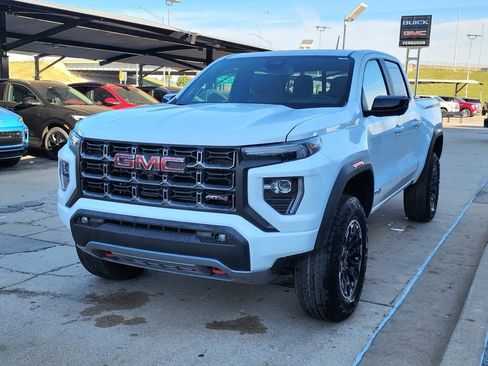 New 2026 GMC Canyon AT4 w/ Technology Plus Package image 8