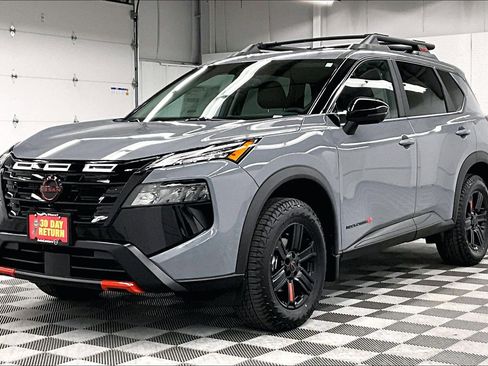 New 2026 Nissan Rogue SV AWD/4WD image 9