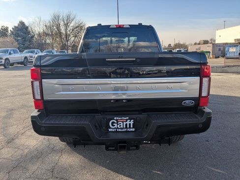 Used 2022 Ford F350 Platinum w/ FX4 Off-Road Package image 5