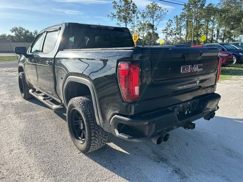 Used 2021 GMC Sierra 1500 AT4 w/ AT4 Value Package AWD/4WD image 3
