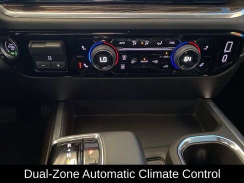 Used 2025 Chevrolet Silverado 1500 RST AWD/4WD image 19