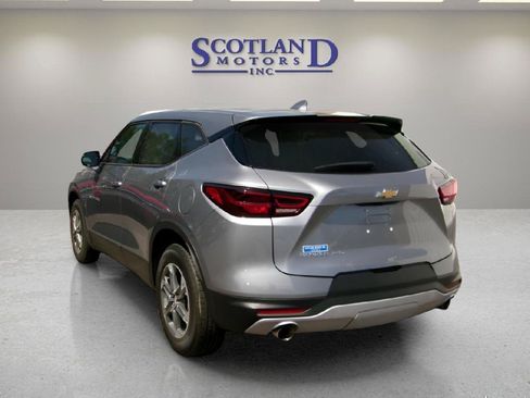 Used 2025 Chevrolet Blazer LT AWD/4WD image 8