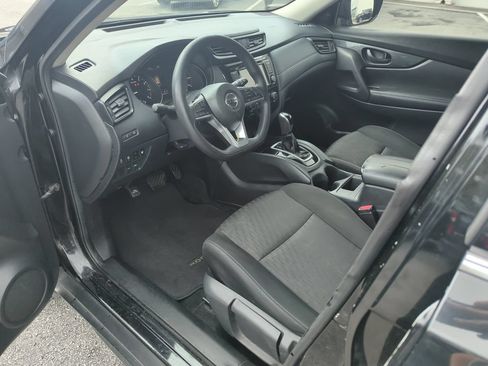 Used 2019 Nissan Rogue S FWD image 10