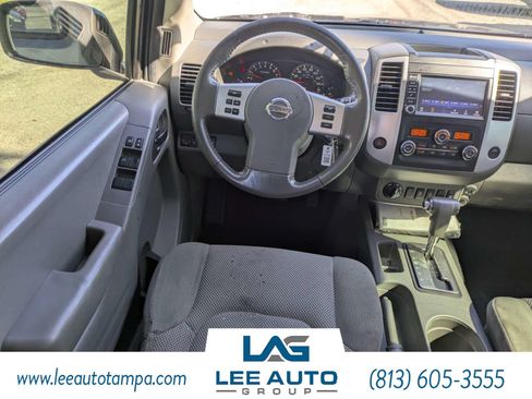 Used 2019 Nissan Frontier SV w/ Value Truck Package AWD/4WD image 15