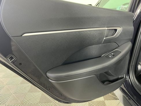 Used 2025 Hyundai Sonata SE image 12