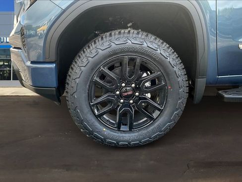 New 2026 GMC Sierra 1500 Elevation image 13