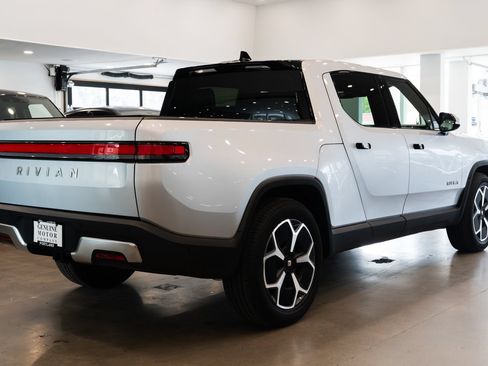 Used 2023 Rivian R1T Adventure AWD/4WD image 4