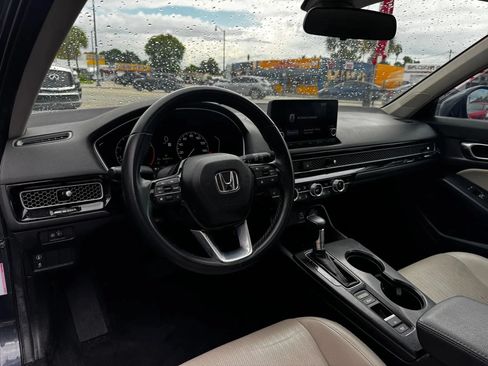Used 2024 Honda Civic EX-L image 15