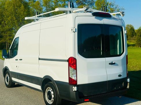 Used 2020 Ford Transit 150 Medium Roof image 4