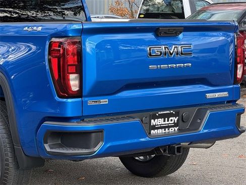 Used 2022 GMC Sierra 1500 Elevation w/ LPO, Elevation Black Package image 6