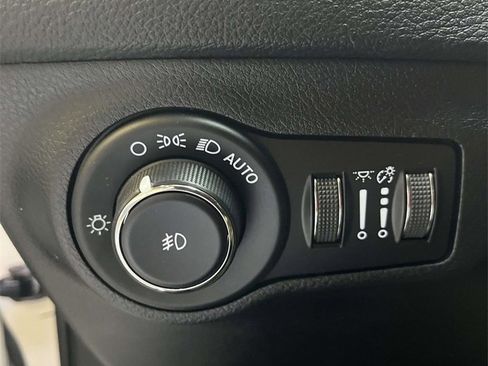 Used 2021 Jeep Compass Trailhawk image 15