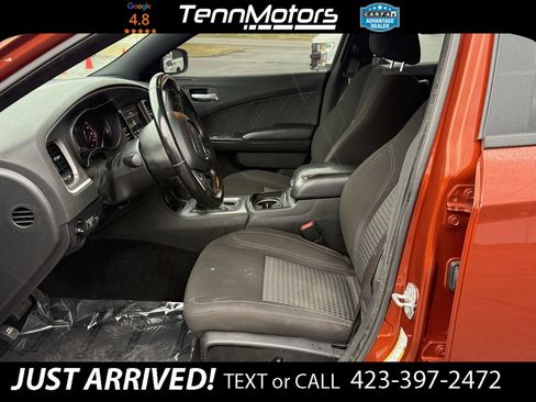 Used 2020 Dodge Charger SXT w/ Blacktop Package image 10