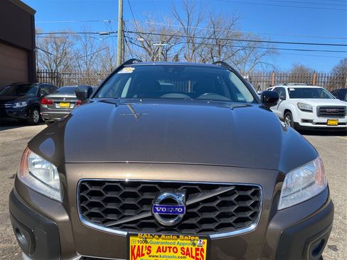 Used 2016 Volvo XC70 T5 Premier w/ Proximity Package image 15