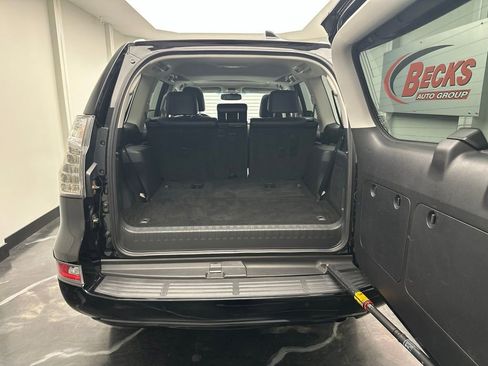 Used 2014 Lexus GX 460 w/ Premium Package AWD/4WD image 28