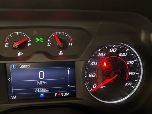 Used 2019 Chevrolet Camaro LT image 8