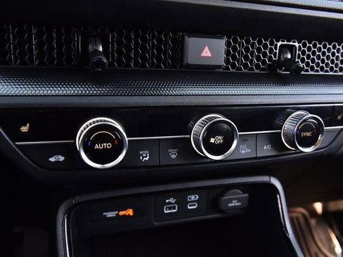 Used 2025 Honda CR-V EX image 15