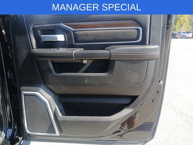 Used 2022 RAM 4500 Laramie AWD/4WD image 27
