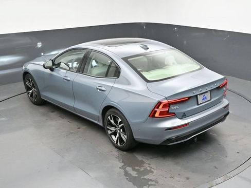 Used 2023 Volvo S60 B5 Plus FWD image 44