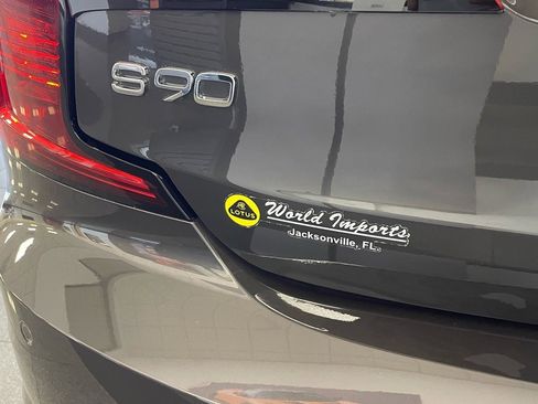 Used 2023 Volvo S90 B6 Ultimate w/ Protection Package Premier image 20