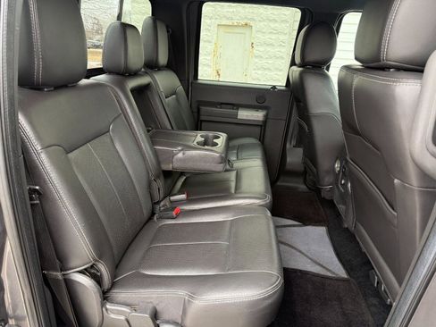 Used 2012 Ford F250 Lariat w/ Chrome Pkg image 15