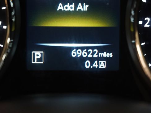 Used 2015 Nissan Rogue SV AWD/4WD image 4