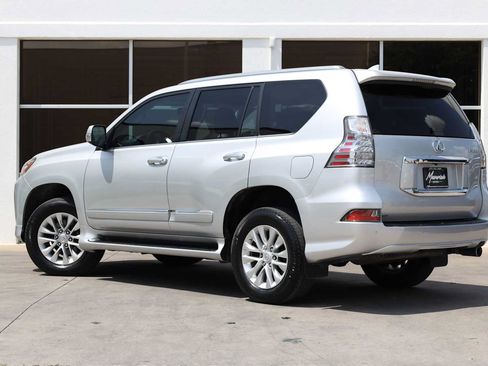 Used 2018 Lexus GX 460 Premium w/ Premium Package AWD/4WD image 10