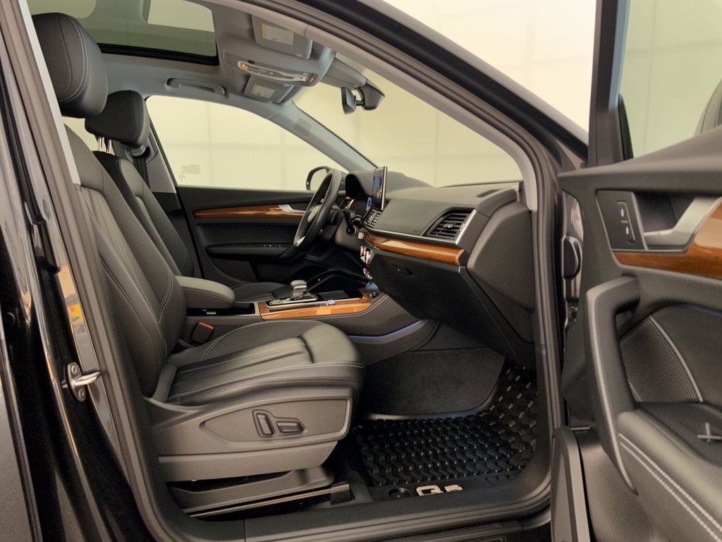 Certified 2024 Audi Q5 2.0T Premium Plus w/ Premium Plus Package AWD/4WD image 30