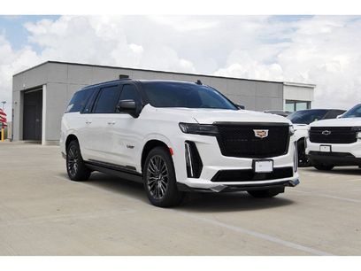 Used 2024 Cadillac Escalade ESV V w/ Heavy-Duty Trailer Package