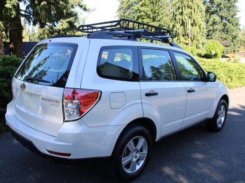Used 2011 Subaru Forester 2.5X image 3