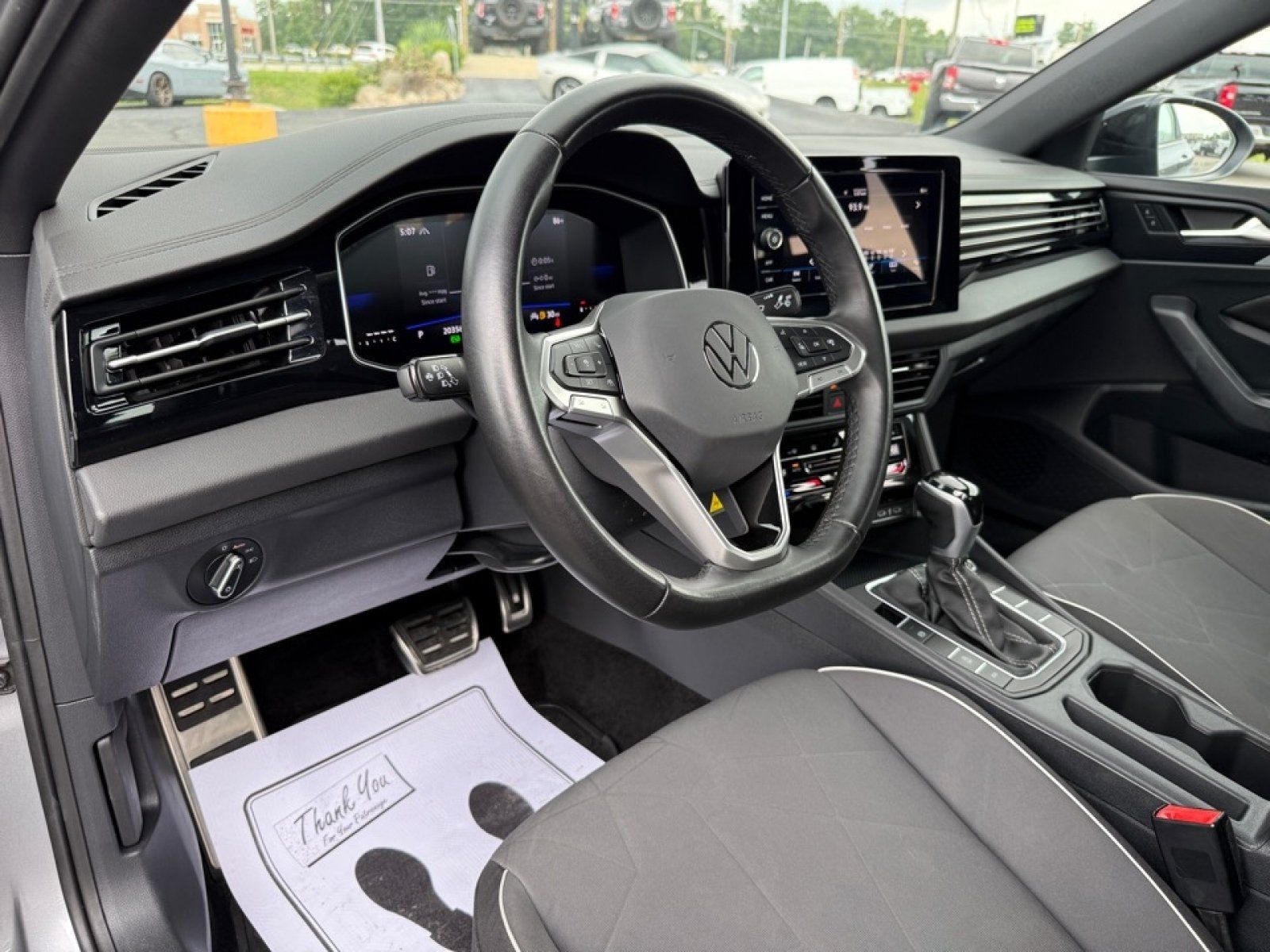 Used 2025 Volkswagen Jetta Sport FWD image 18
