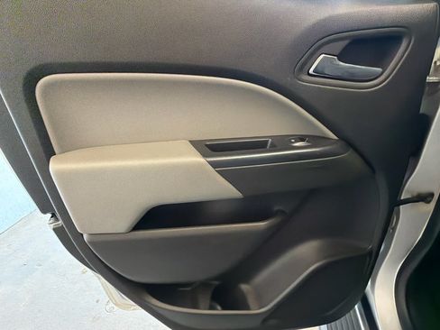 Used 2016 Chevrolet Colorado LT RWD image 22