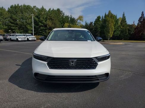 New 2025 Honda Accord SE image 2