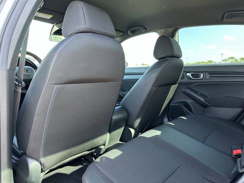 Used 2025 Honda Civic Sport image 16