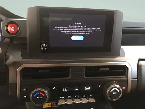 Certified 2025 Toyota 4Runner TRD Off-Road AWD/4WD image 14