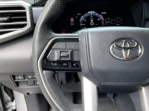 Used 2024 Toyota Tundra Platinum AWD/4WD image 10