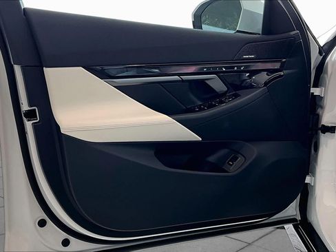 New 2027 BMW 530i w/ M Sport Package RWD image 10