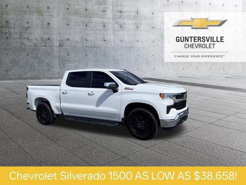 Used 2022 Chevrolet Silverado 1500 LT w/ Z71 Off-Road Package AWD/4WD image 1