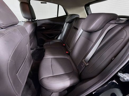 Used 2022 Buick Encore Preferred w/ Safety Package image 21